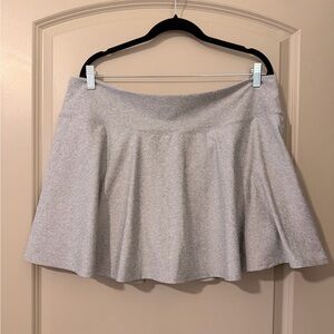 NWOT Old Navy Cloud+ Go Dry Grey Skort